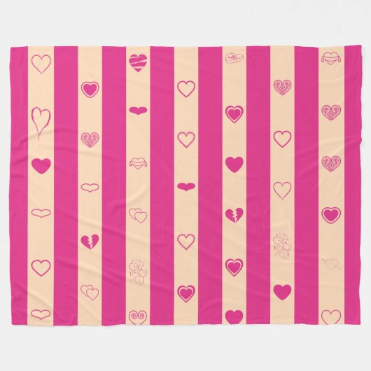 Warme rosa Streifen Modernes Herzmuster Fleecedecke (Vorderseite (Horizontal))