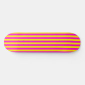 Warme rosa und kanarisch-gelbe Streifen Skateboard (Horizontal)