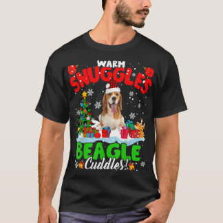 Warme Umarmungen Beagle Kuschelt Weihnachtsbaum Ka T-Shirt