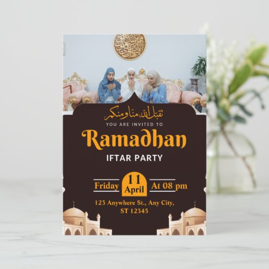 Warme Zusammengehörigkeit: Ein Ramadan-Iftar-Party Einladung (Stehend Vorderseite)