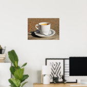 Warmer Kaffee in weißer Keramik Poster (Heimbüro)
