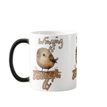 Warmer kleiner künstlerischer Vogel