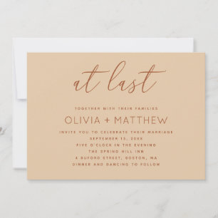 Warmer Pfirsichsand Neutral Hochzeit Moderner QR Einladung