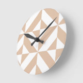 Warmes Beige Geometric Deko Cube Pattern Runde Wanduhr (Winkel)