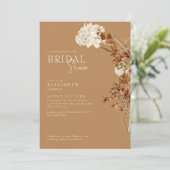 Warmes florales Caramel-Brautparty Einladung (Stehend Vorderseite)