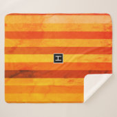 Warmes, gewittertes Orange Red Stripes Monogramm Sherpadecke (Vorderseite (Horizontal))