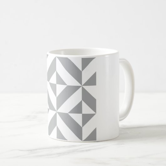 Warmes graues geometrisches Deko Cube Muster Kaffeetasse (VorderseiteRechts)