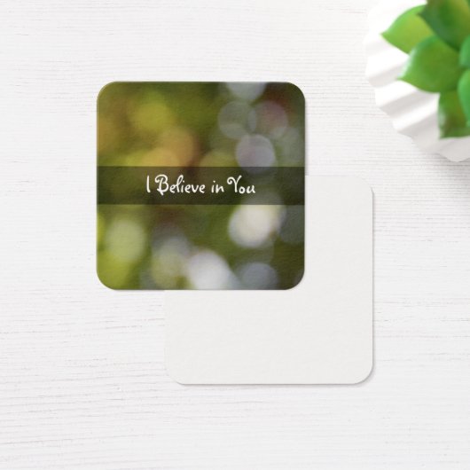 Warmes, helles, getapptes Licht, Bokeh-Foto-Meldun (Schreibtisch)