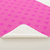 Warmes rosa Kreismuster Sherpadecke (3/4)