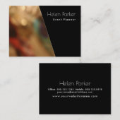 Warmes, unscharfes Foto neben fester schwarzer Visitenkarte (Vorne/Hinten)