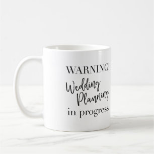 Warnende Hochzeit, die laufende Tasse plant