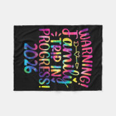 Warning Family Trip In Progress 2026 Fleecedecke (Vorderseite (Horizontal))