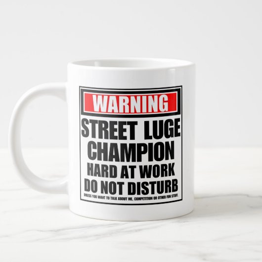 Warning Street Luge Champion hart am Werk Jumbo-Tasse (Links)