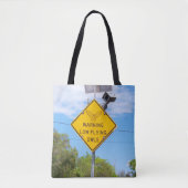 Warnschild auf einem vollständig bedruckten Totbeu Tasche (Vorderseite)