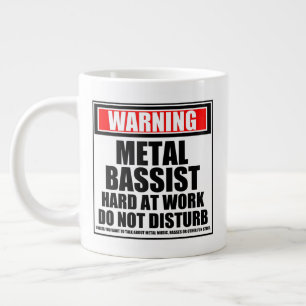 Warnung bei Metallbassierung bei der Arbeit stört Jumbo-Tasse