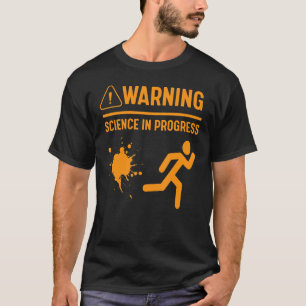 Warnung der Naturwissenschaften im Labrador Nerdy T-Shirt