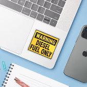 Warnung Dieselkraftstoff nur Aufkleber (Laptop mit iPhone)