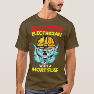Warnung eines Elektrons mit einer Kurzen Sicherung T-Shirt