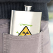 Warnung: Hochradioaktiv vor dem Kaffee Flachmann (Beispiel)
