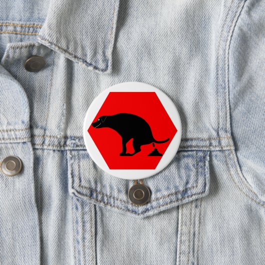 Warnung Kackend Hund Button (Beispiel)