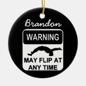 Warnung kann Jungen-Gymnastik gedreht Keramik Ornament (Vorne)