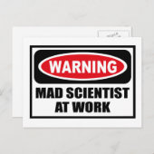 Warnung MAD SCIENTIST AM ARBEITSPLATZ Postkarte (Vorne/Hinten)