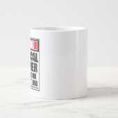 Warnung vor klassischem Drummer bei der Arbeit Jumbo-Tasse (Vorderseite)