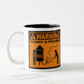 Warnung! Wissenschaft laufende © Kaffee-Tasse Zweifarbige Tasse (Links)