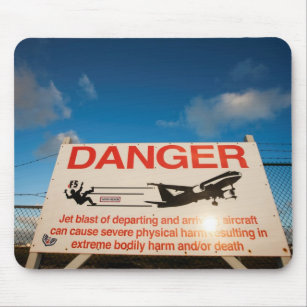 Warnzeichen nahe Flughafen St. Maarten, Mousepad