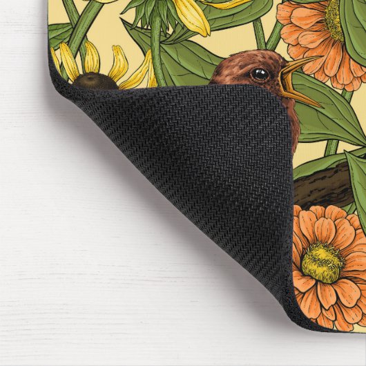 Warnzeichen und Blume, blassgelb Mousepad (Ecke)