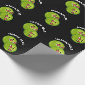 Warrin Peace Funny Pea Pun Dark BG Geschenkpapier (Ecke)