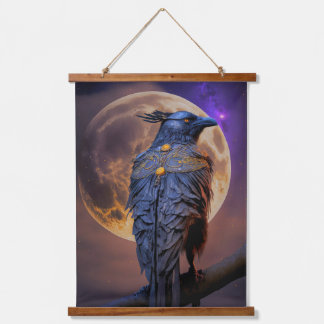 Warrior Raven Crow Jagd durch Mondlicht Wandteppich Mit Holzrahmen