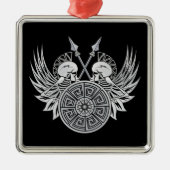 Warrior Skulls Ornament Aus Metall (Vorne)