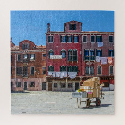 Warte mit Boxen im Puzzle von Venedig (Vertikal)