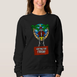 Warten Für Freitag Robinson Parody Crueso Weekend Sweatshirt