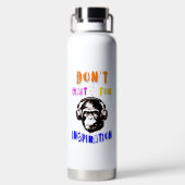 Warten Sie nicht auf Inspiration Trinkflasche (Rückseite)