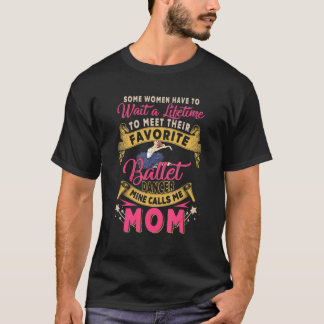 Warten Sie, um ihre Lieblings-Ballet Tänzer Tänzer T-Shirt