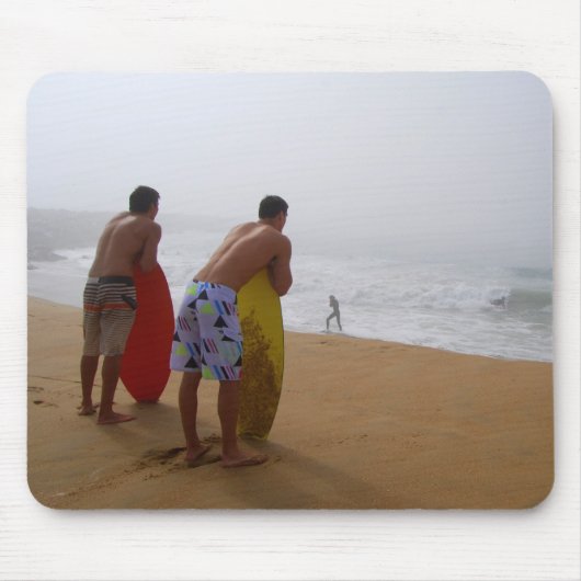 Wartete die perfekte Welle Mousepad (Vorne)