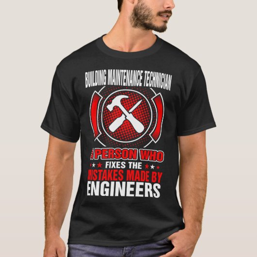 Wartungstechniker behebt Fehler durch Ingenieure T-Shirt (Vorderseite)