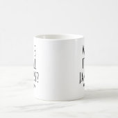 Warum ist es immer noch JANUAR? Kaffeetasse (Mittel)