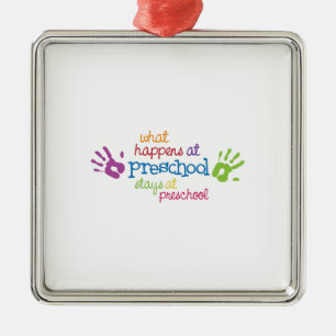 Was an den Vorschultagen geschieht Silbernes Ornament