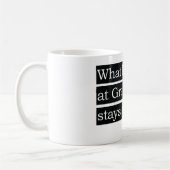 Was an der Großmutter geschieht Kaffeetasse (Links)