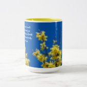 Was auch immer reizende gelbe Blumen ist Zweifarbige Tasse (Mittel)
