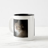 Was denkt er? zweifarbige tasse (Vorderseite Links)