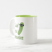 Was Frisches für deine Nase! Niedlicher Gurken-Car Zweifarbige Tasse (Vorderseite Links)
