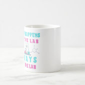 Was im Labrador Bleibe im Labrador Kaffeetasse (Mittel)