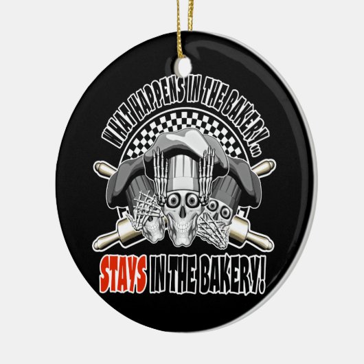 Was in der Bäckerei passiert: Rollende Buttone Keramikornament (Links)