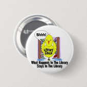 Was in der Bibliothek… geschieht Button (Vorne & Hinten)