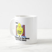 Was in der Bibliothek… geschieht Kaffeetasse (Vorderseite Links)