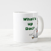 WAS IST UP DOC?™ BUGS BUNNY™ Rabbit Hole Jumbo-Tasse (Vorderseite Rechts)